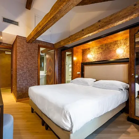 Paganelli 3* Veneza